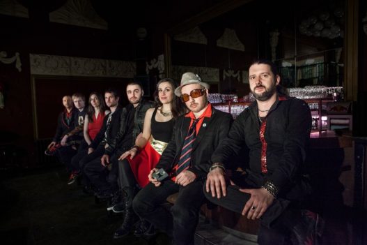 RotFront-Album "17 Deutsche Tänze" erscheint am 25.4.2014 auf GMO - The Label